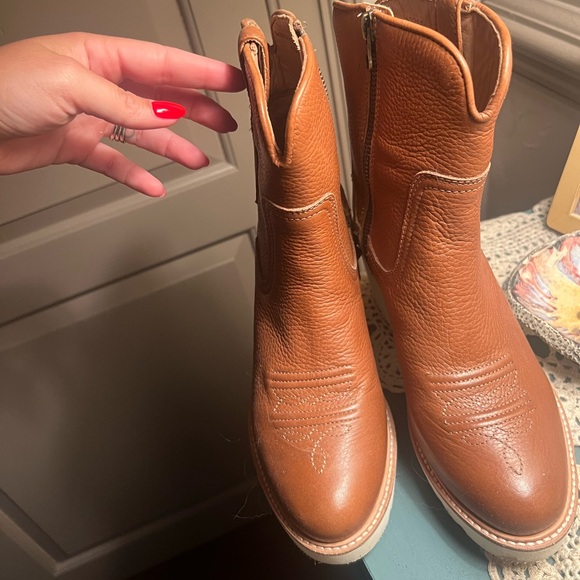 WORN ONCE - Music City Lucchese Wedge Boots - Picture 4 of 6